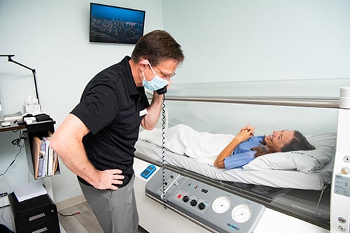 HBOT to patient at Charlottesville Hyperbarics